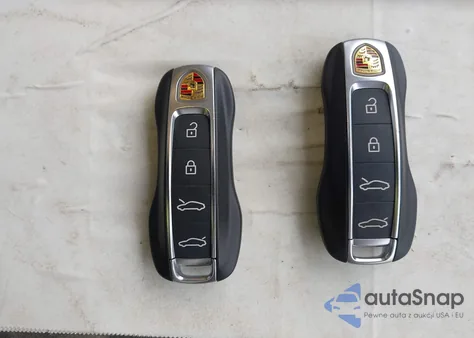 2021 Porsche Taycan 4S z USA, uszkodzony, nr VIN WP0AB2Y17MSA44923